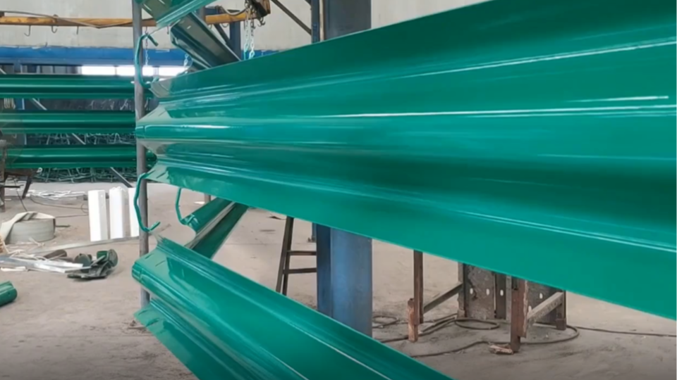 高速公路波形護(hù)欄與非波形護(hù)欄防腐領(lǐng)域的應(yīng)用解決方案