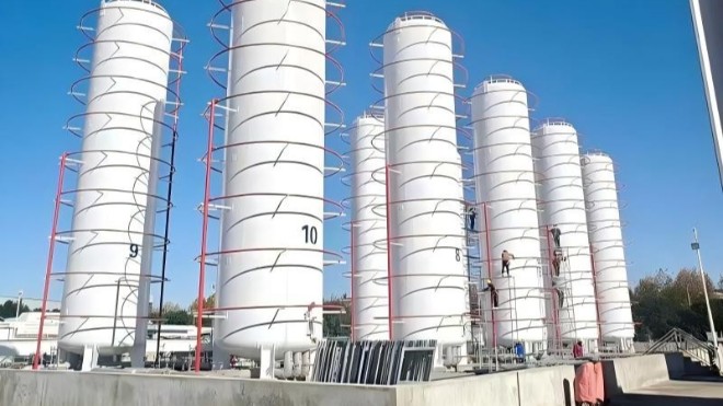 石墨烯改性重防腐涂料 筑牢石化儲罐管道長效防護屏障