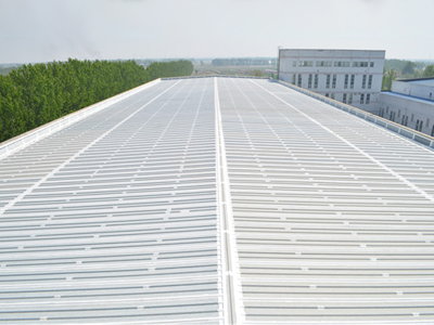 9--彩鋼瓦屋面翻新--亞馬遜圖書倉庫隔熱降溫彩鋼瓦