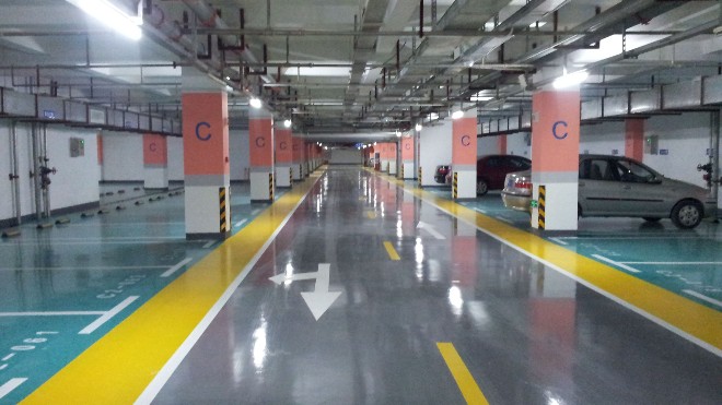 環(huán)氧地坪漆施工后出現(xiàn)色差的原因及預(yù)防