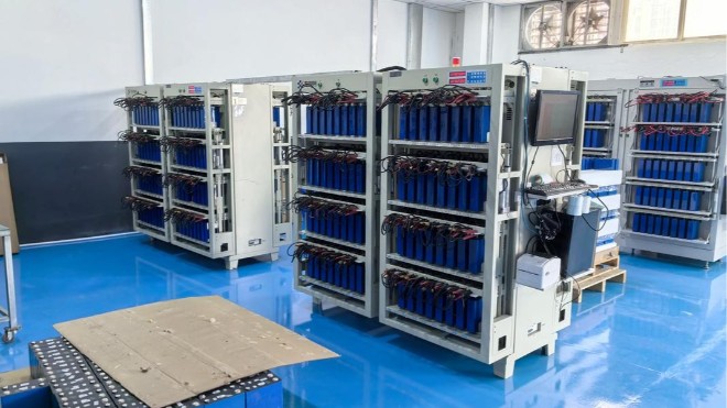 鋰電倉儲專用耐化學品防靜電環(huán)氧地坪漆 筑牢安全防線