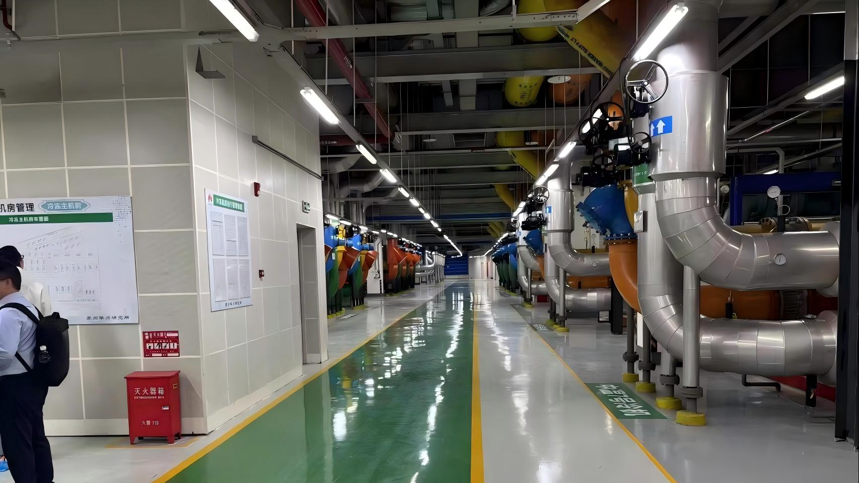 富萊德環(huán)氧地坪漆在武漢華為基地冷凍機房的應用