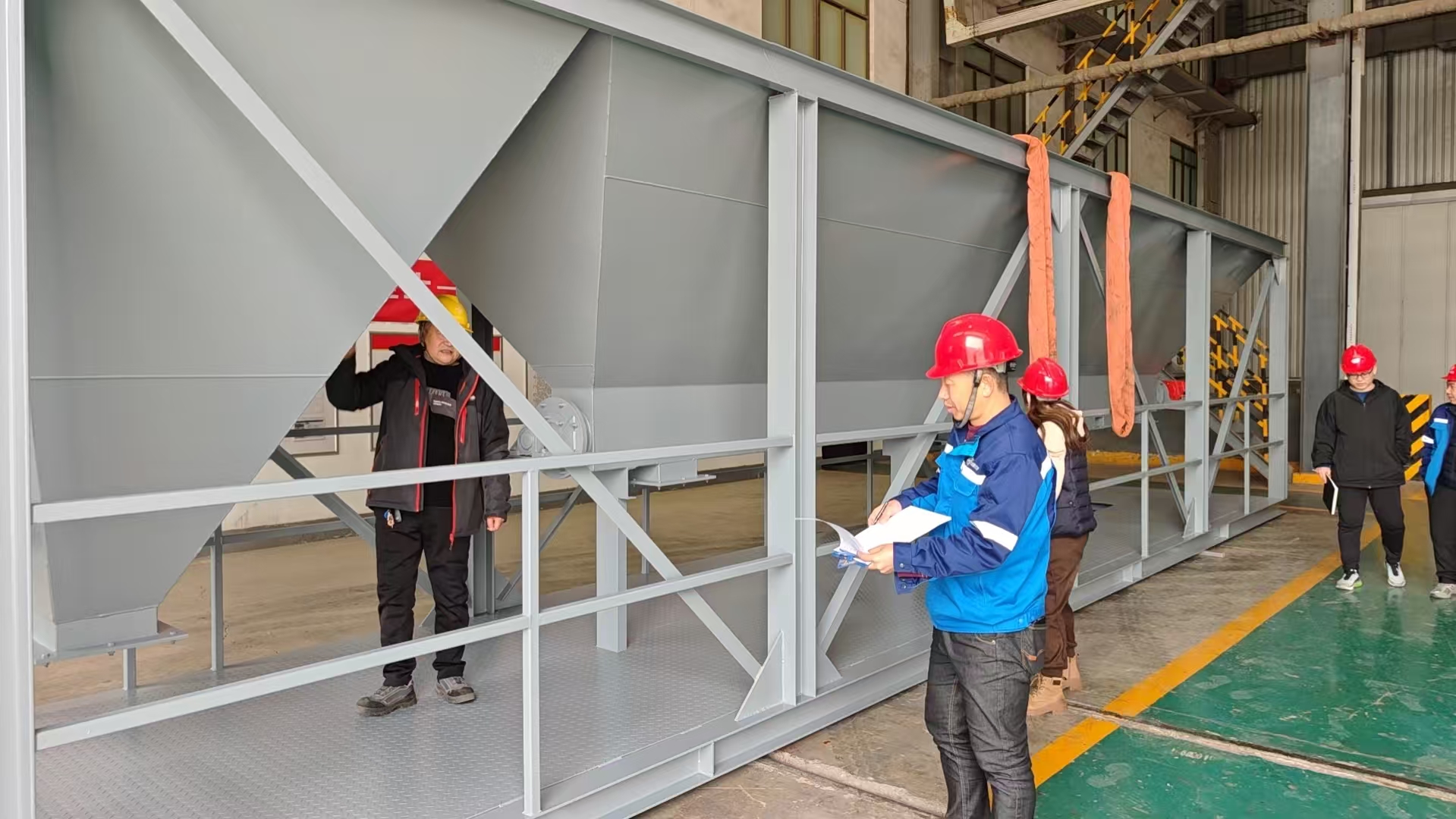 富萊德涂層守護(hù)瀝青攪拌站除塵器，抗粉塵腐蝕方案解析