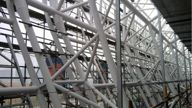 氟碳漆廠家講述使用無機富鋅漆時應(yīng)注意的要點