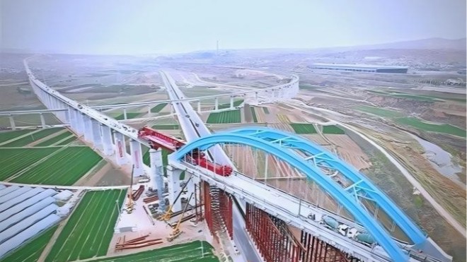 高鐵基建專(zhuān)用防腐涂料 護(hù)航高鐵設(shè)施長(zhǎng)效防護(hù)