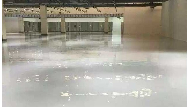 湖北經(jīng)視電視臺直銷頻道演播廳[環(huán)氧自流平地坪]